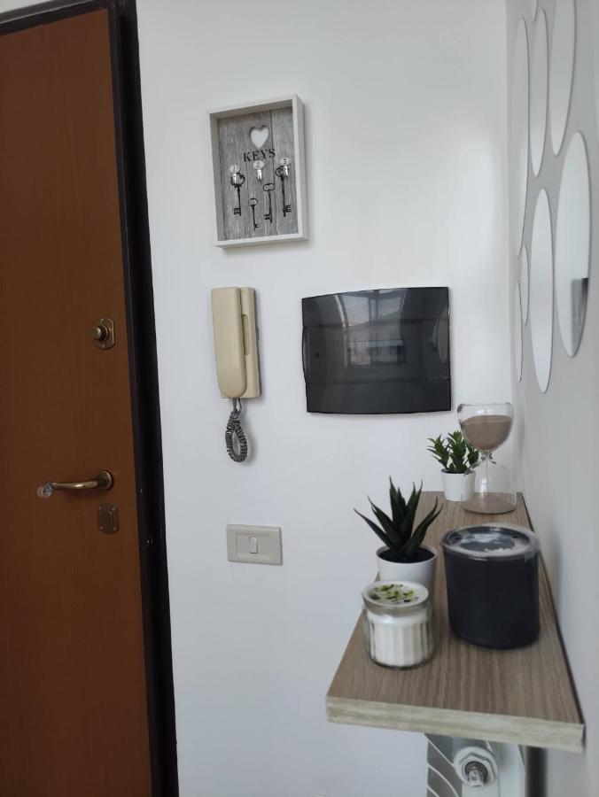 Апартаменты A Casa Justa Holiday House City Center Неаполь Экстерьер фото