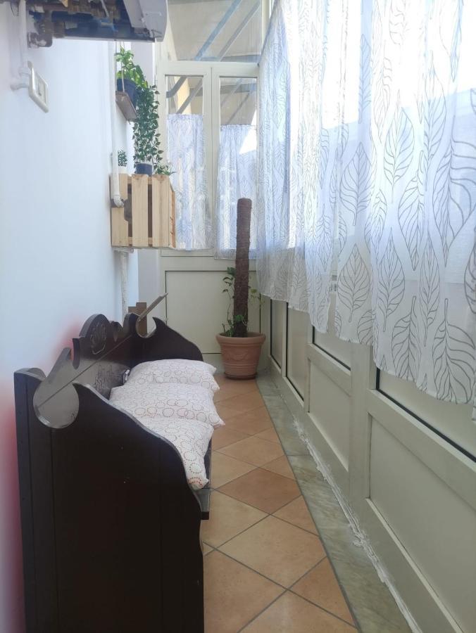 Апартаменты A Casa Justa Holiday House City Center Неаполь Экстерьер фото